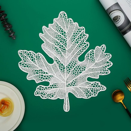 Maple Leaf Pattern PVC Placemat